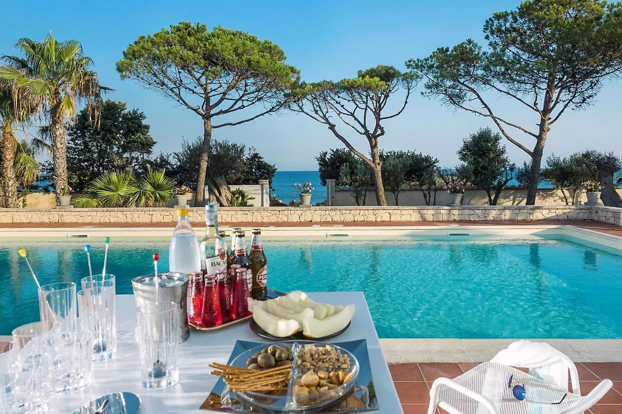 Villa Maya Marina di Modica 0*,